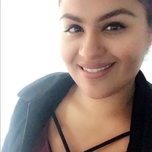 Meet your Posher, Areli